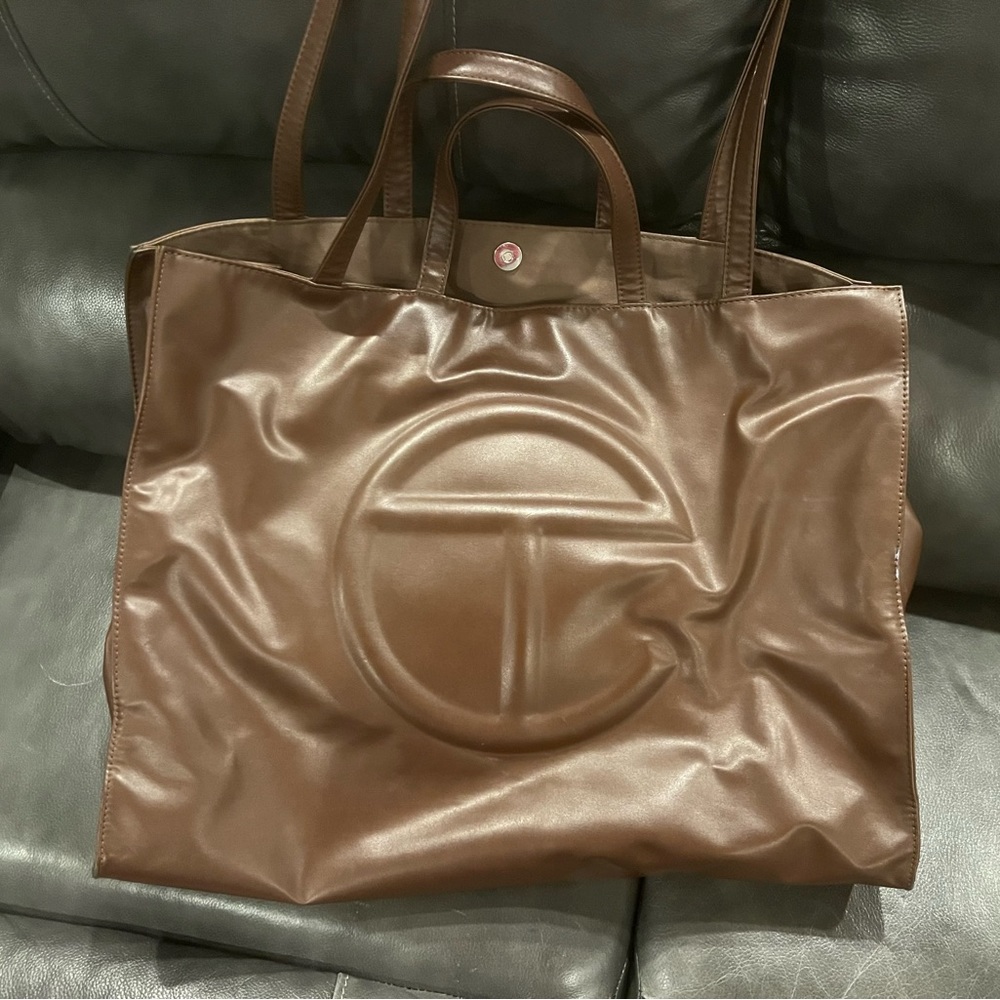 Telfar Large Shopping Tote Bag Chocolate purse overnight good used condition